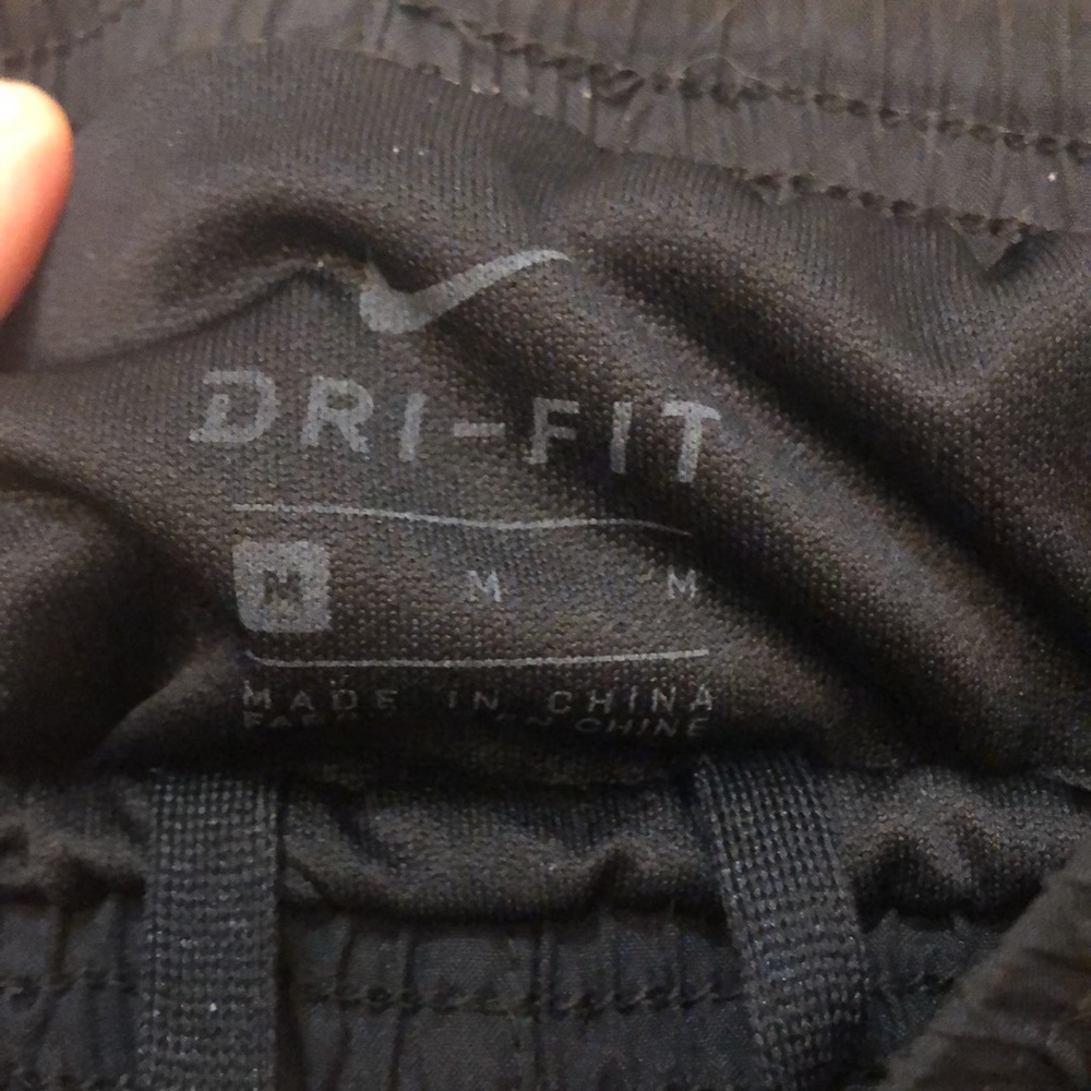 Nike Dry Fit Shorts - Picture 4 of 4